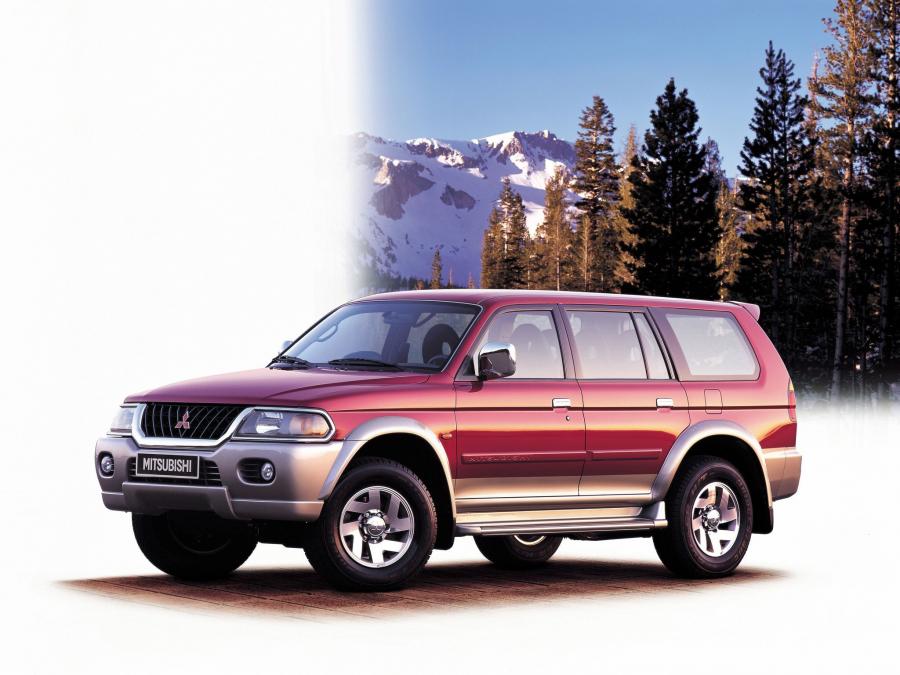  Mitsubishi Pajero Sport 1999 года  (фото 7 из 15)